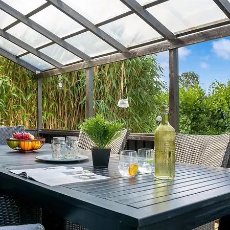 Nicklas - 250m From The Sea By Interhome